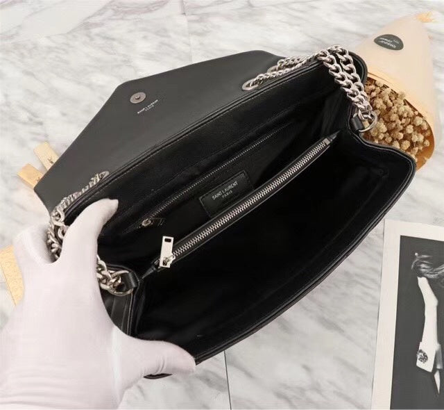 Amelia - YSL Bag - 3870