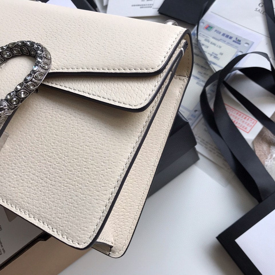 DYONYSUS SHOULDER BAG 20 IN WHITE CALFSKIN SILVER HARDWARE Amelia