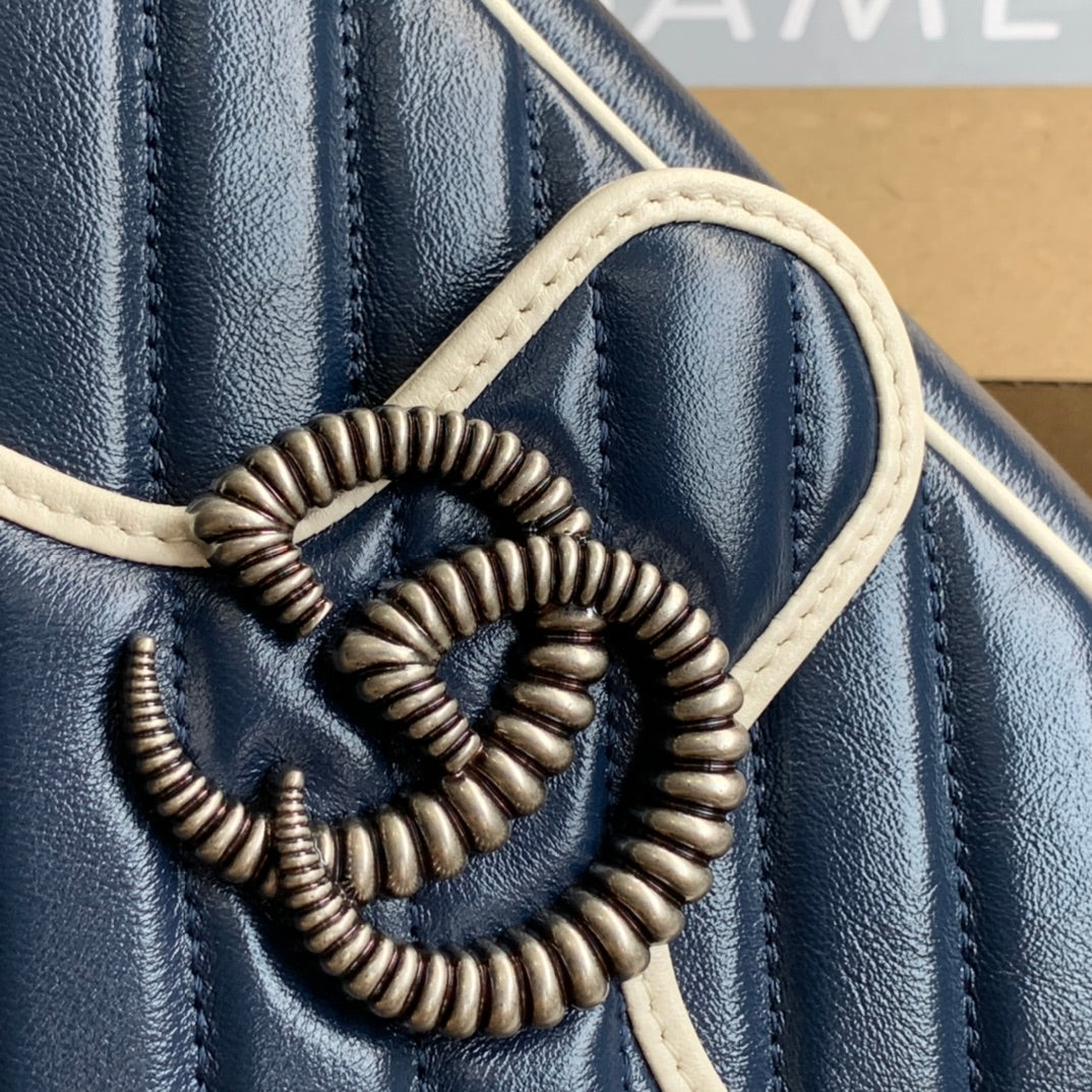 GG MARMONT MEDIUM 26 HANDBAG IN MIDNIGHT BLUE CALFSKIN Amelia Amelia