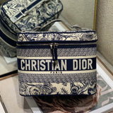 SMALL 25 VANITY CASE IN BLACK MONOGRAM OBLIQUE JACQUARD Amelia