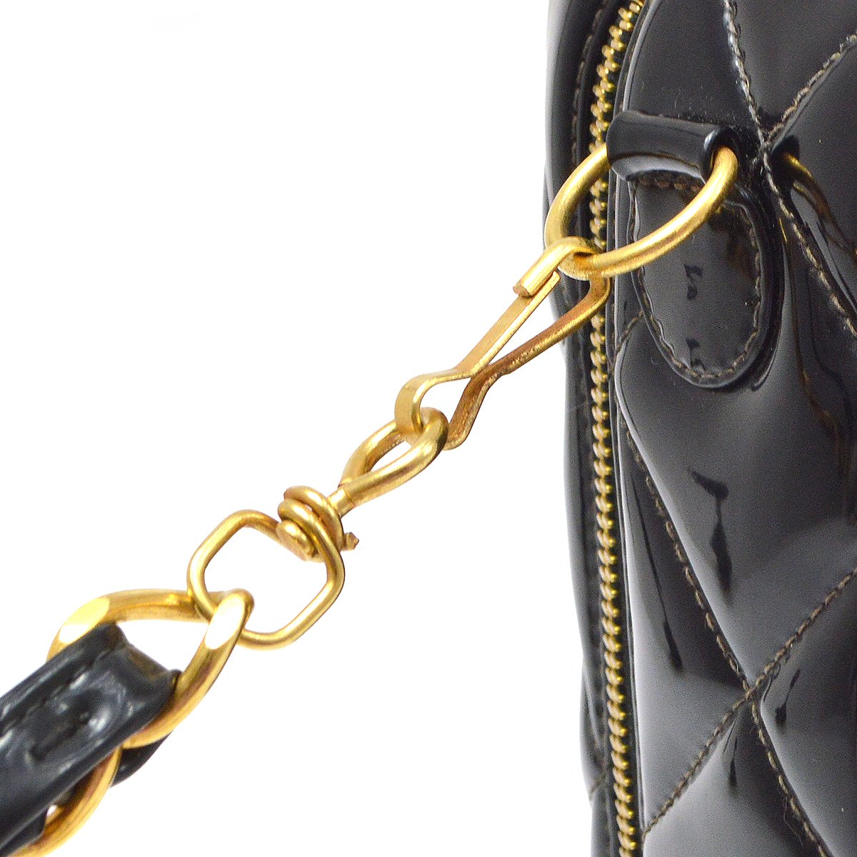 CHANEL 1994-1996 Black Patent Leather Quilted 2way Bag Medium AK38569i