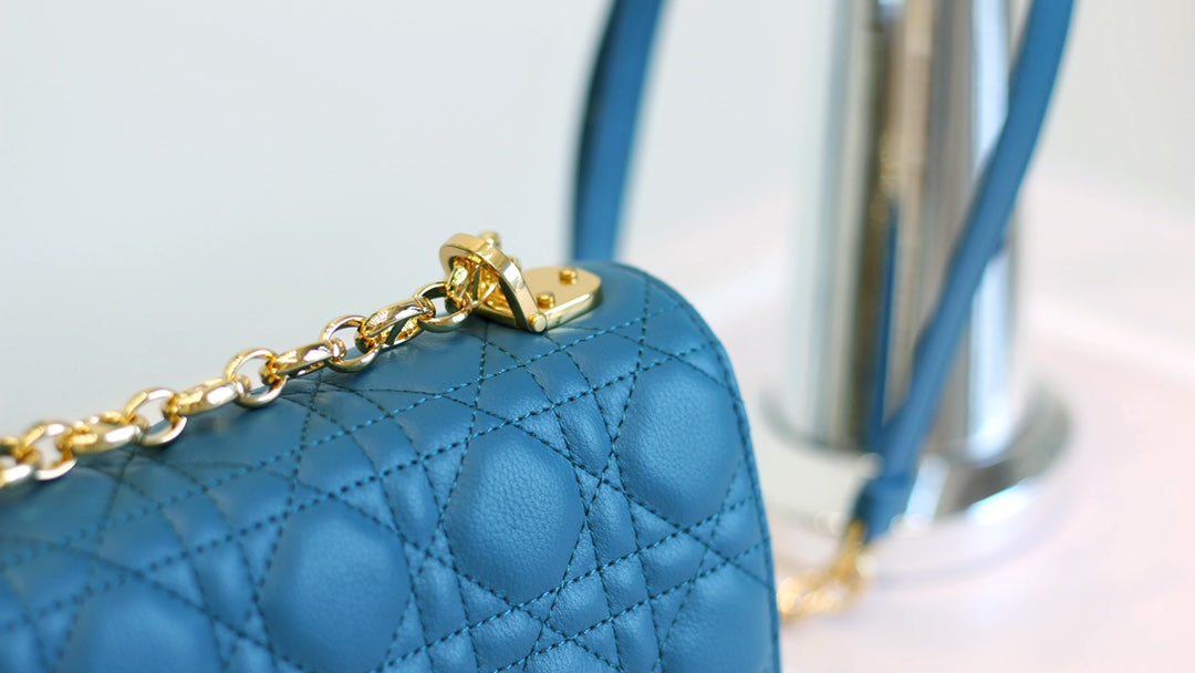 CARO MINI BAG 20 IN COBALT BLUE CALFSKIN Amelia