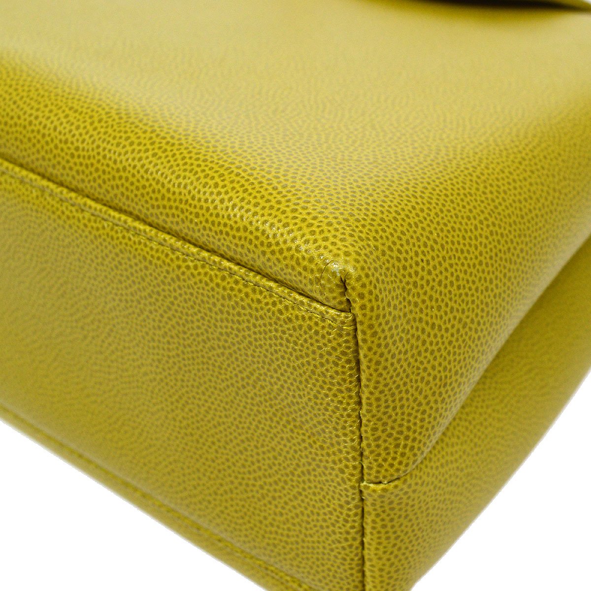 CHANEL 1997-1999 Green Caviar Handbag 82258
