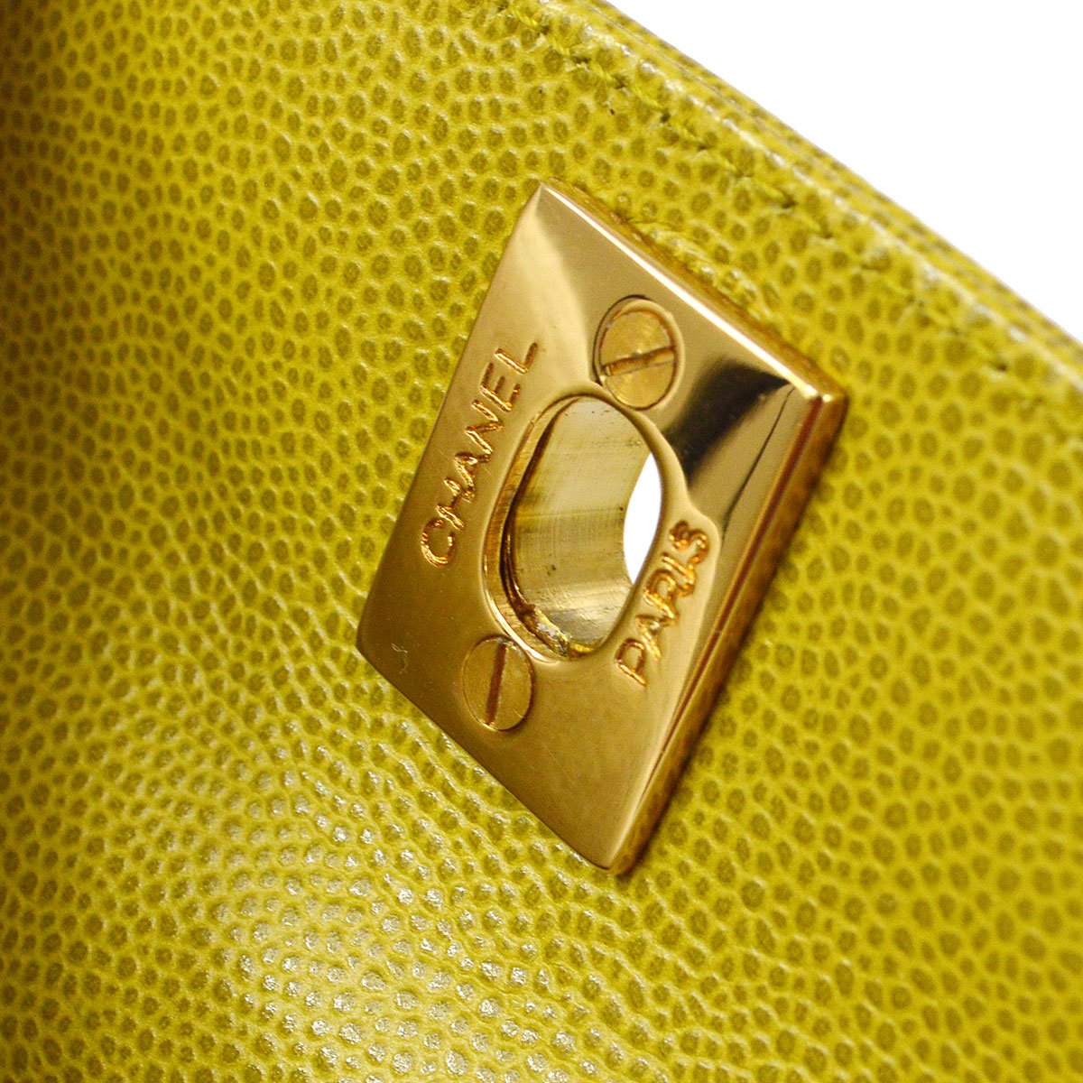 CHANEL 1997-1999 Green Caviar Handbag 82258