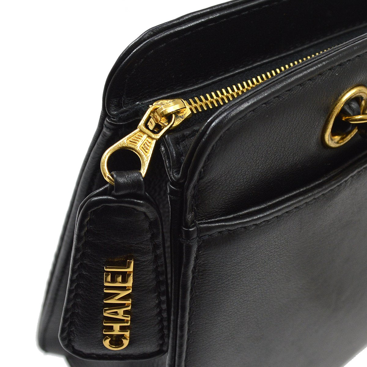 CHANEL 1997-1999 Chain Hand Bag Black Lambskin 91599