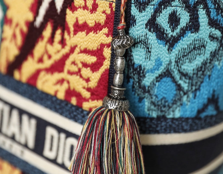 BUAmeliaLE 25 BUCKET BAG IN MULTICOLOR CALFSKIN