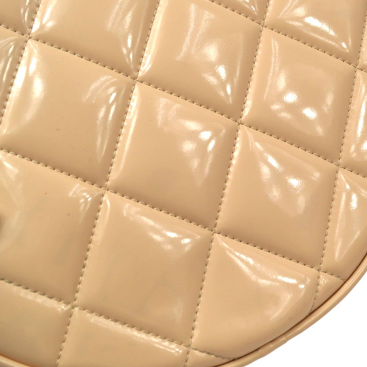 CHANEL 1995 Round Vanity Handbag 71306