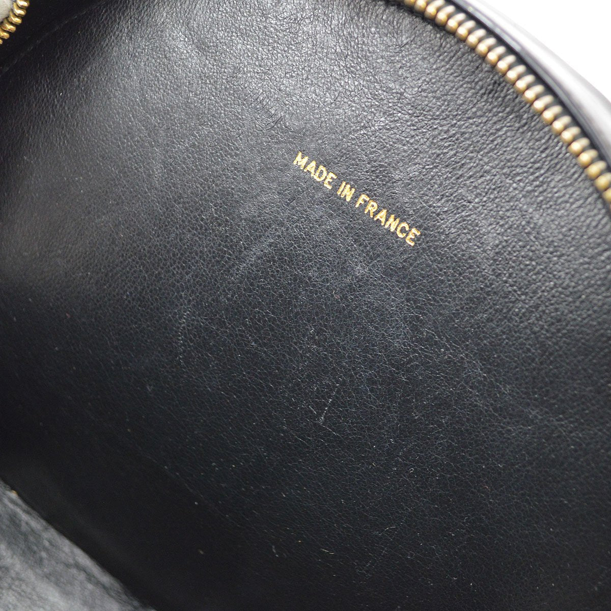 CHANEL 1995 Round Vanity Handbag 91966