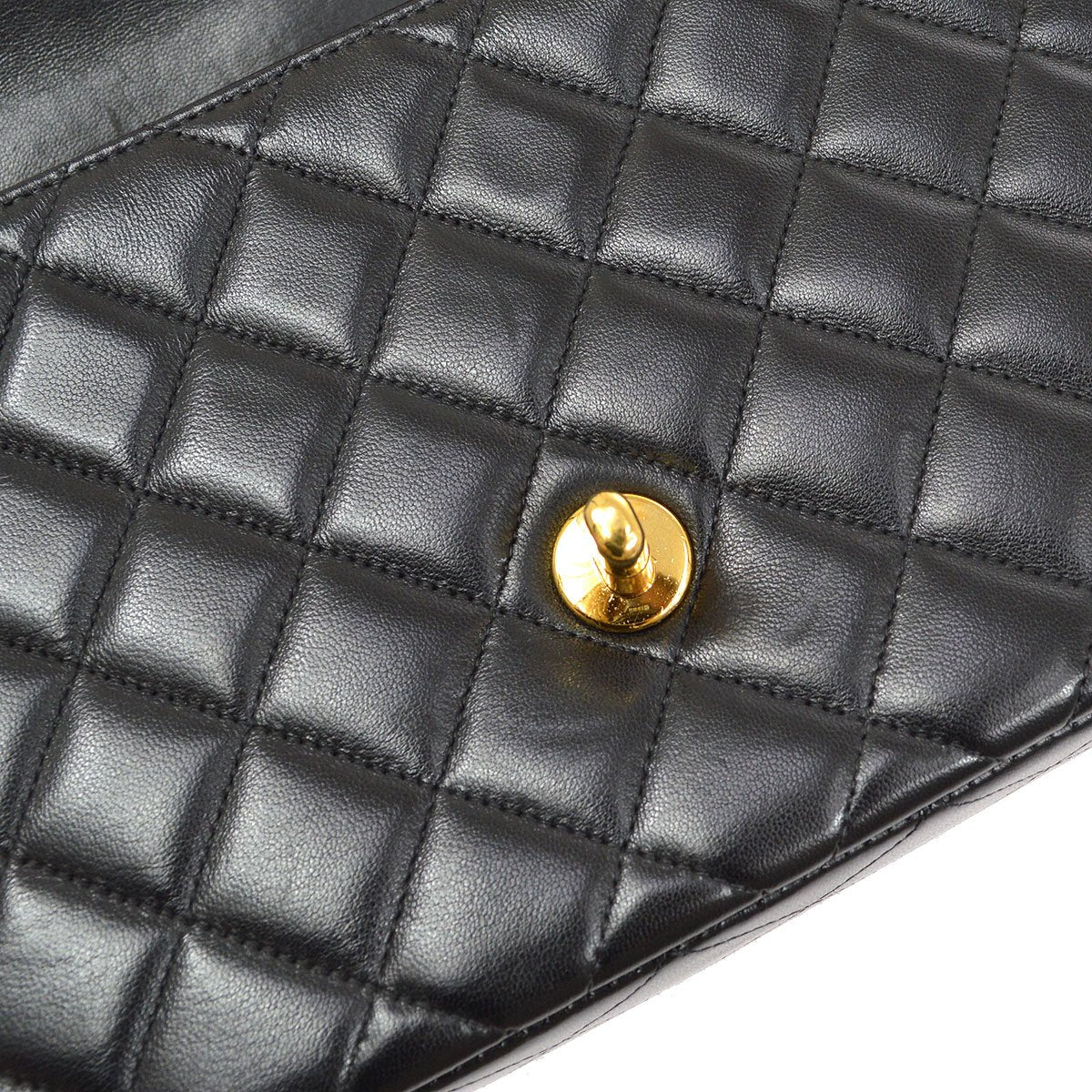 CHANEL 1996-1997 Classic Flap Handbag Medium 72819