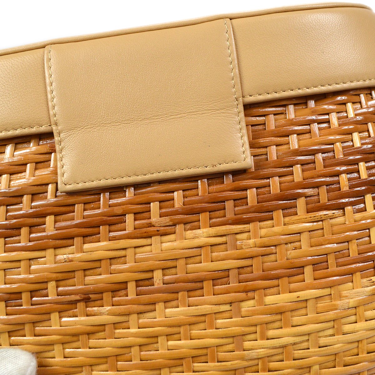 CHANEL 1997-1999 Basket Chain Shoulder Bag Beige Rattan