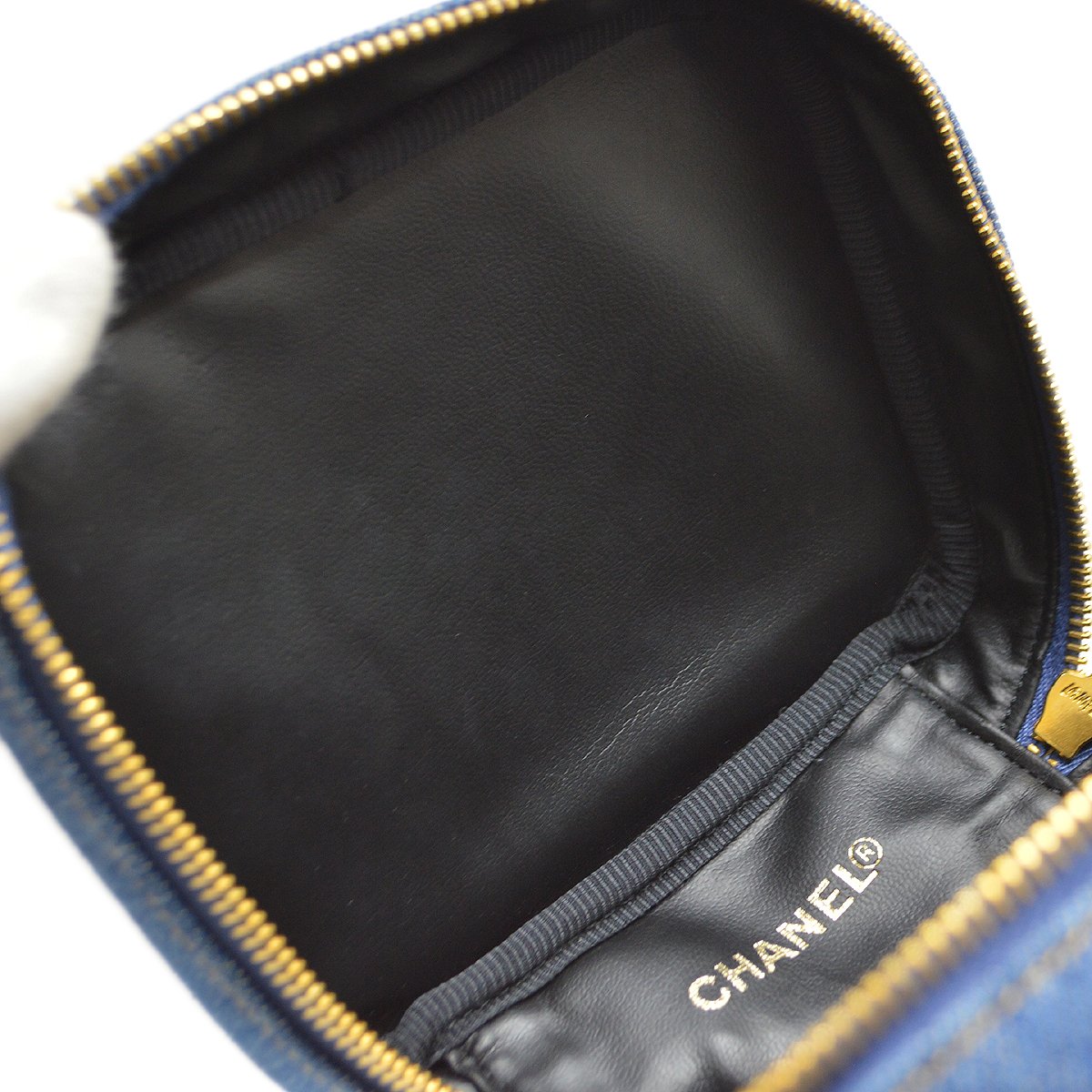 CHANEL 1996-1997 Denim Timeless Handbag AK38418i