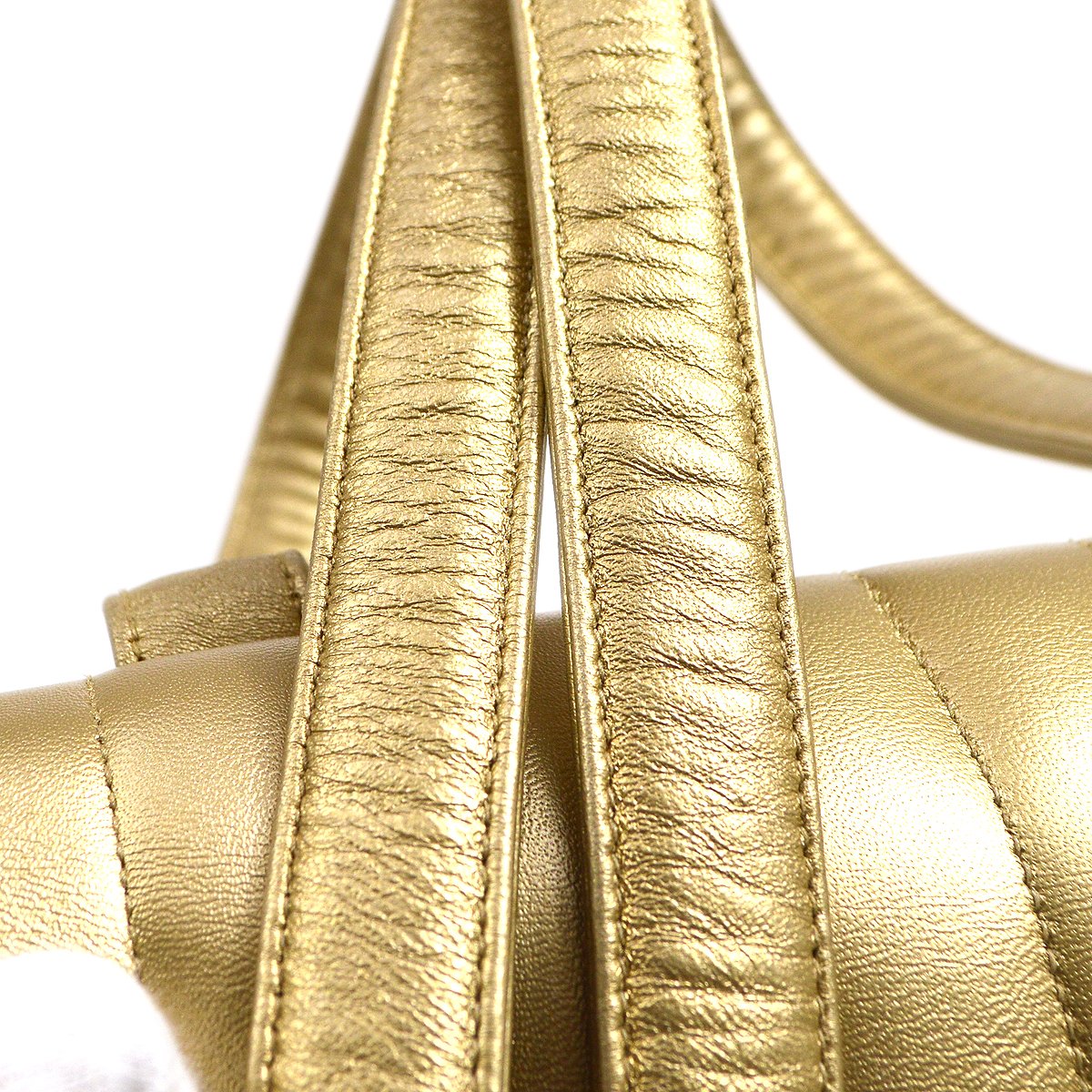 CHANEL 1994-1996 Gold Lambskin Vertical Shoulder Bag AK38097c