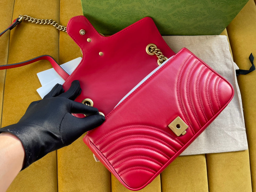GG MARMONT MATELASSÉ LARGE 26 BAG RED PINK CALFSKIN Amelia Amelia