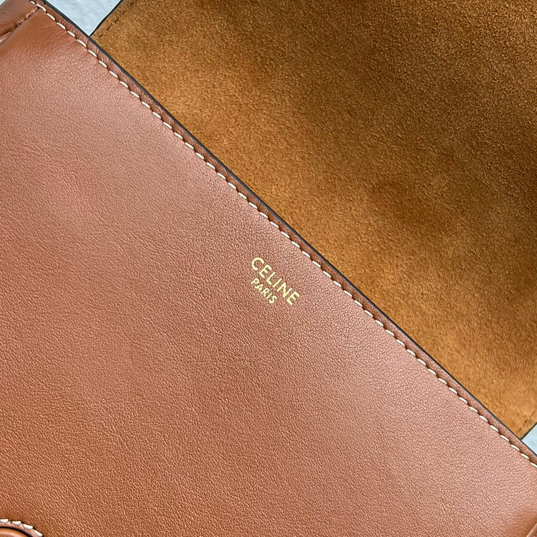 FOLCO CUIR TRIOMPHE 18 IN RED BROWN CALFSKIN Amelia Amelia