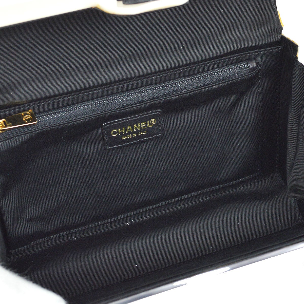 CHANEL 2000-2001 Monochrome Acrylic Shoulder Bag Small 00323