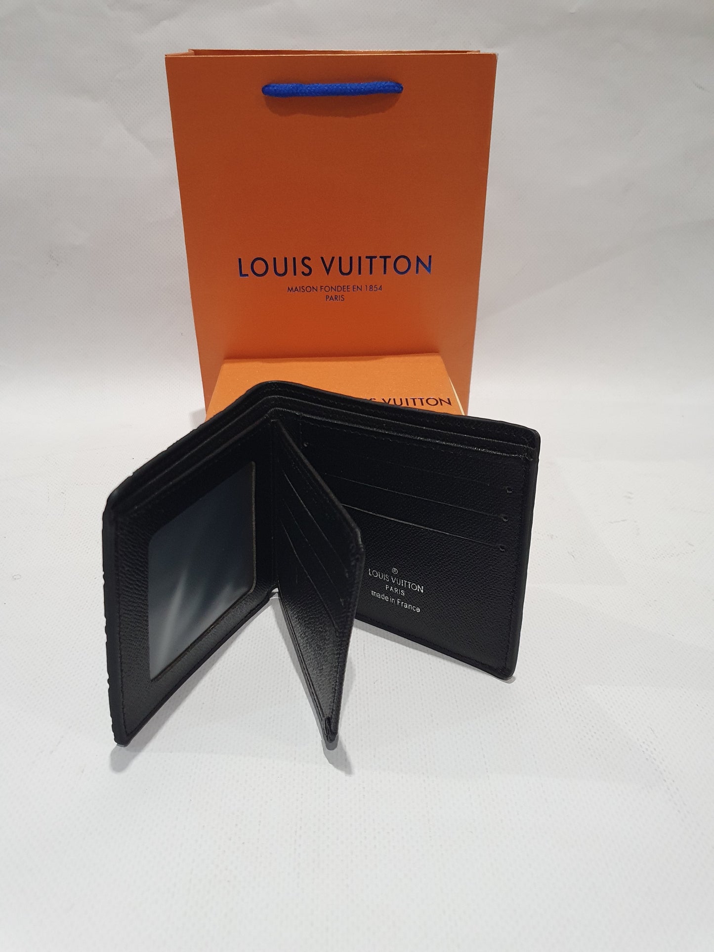 Louis Vuitton Wallet (Men)