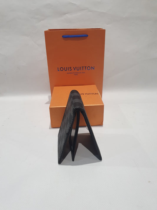 Louis Vuitton Wallet (Men)