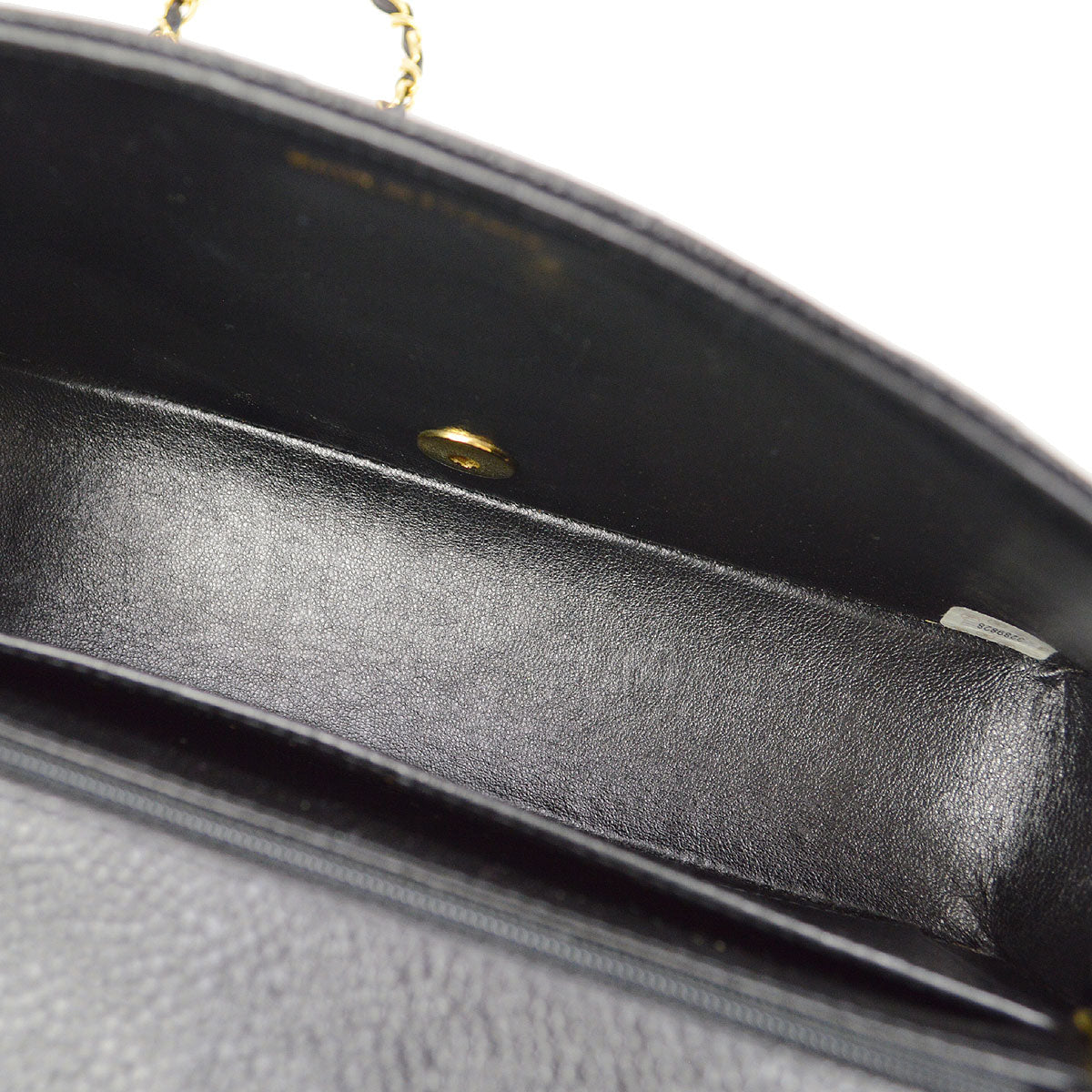 CHANEL 1994-1996 Black Caviar Diana Medium 43545