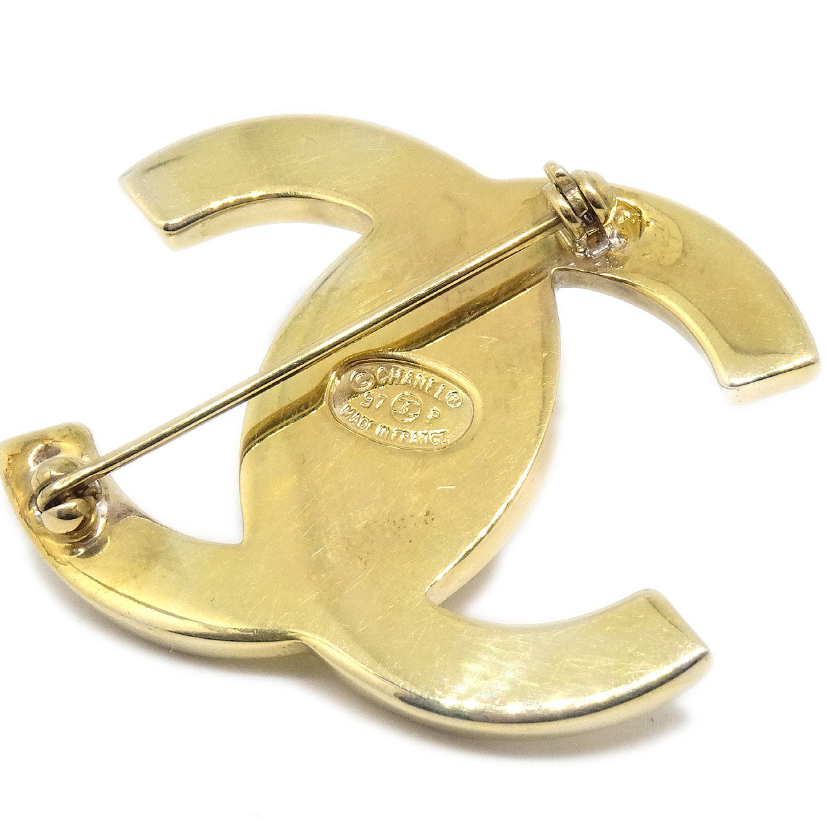 CHANEL 1997 Turnlock Brooch Pin Medium 13122