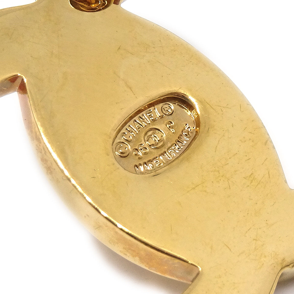 CHANEL 1996 Turnlock CC Brooch 63432