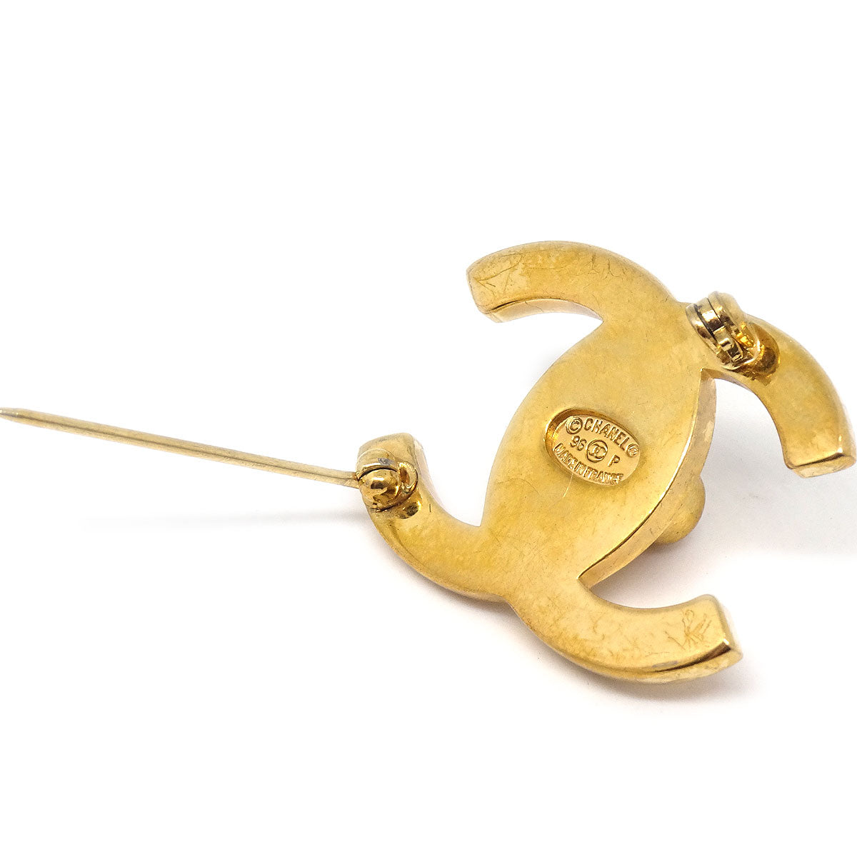 CHANEL 1996 Turnlock Brooch Pin Gold Small 02318