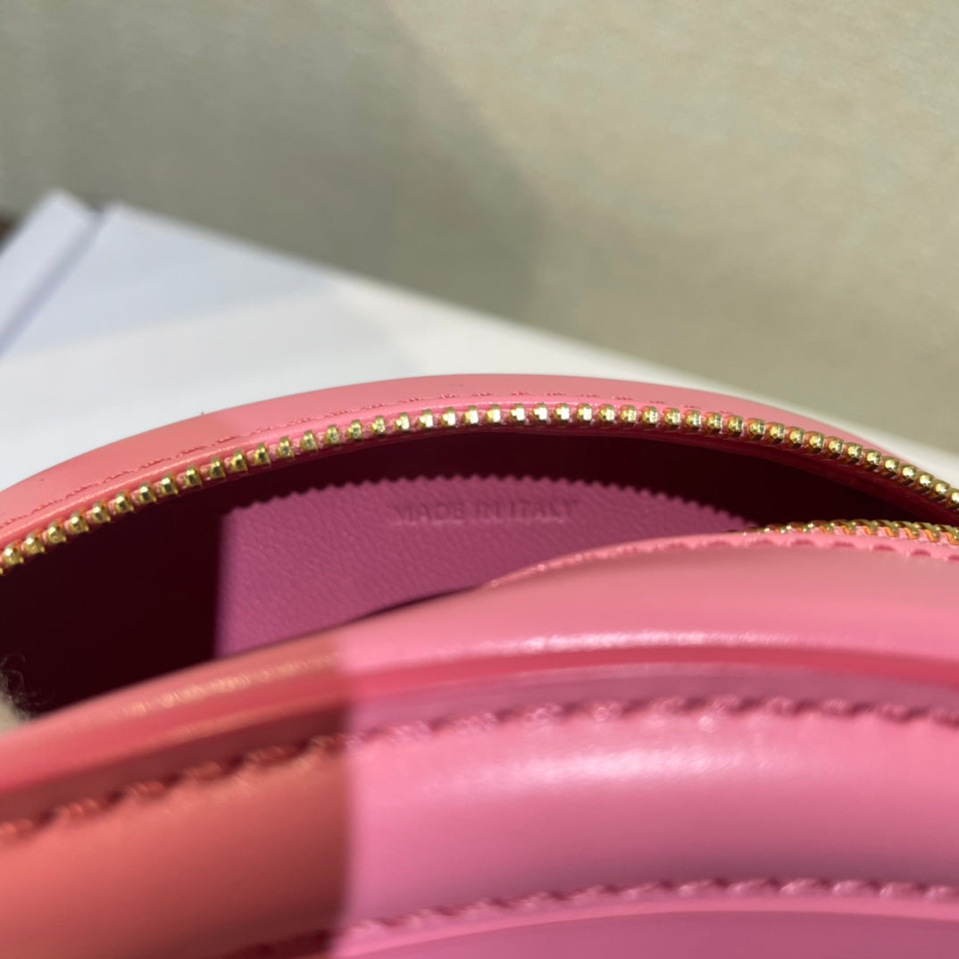OVAL PURSE BAG 16 IN ROUGE PINK CALFSKIN Amelia