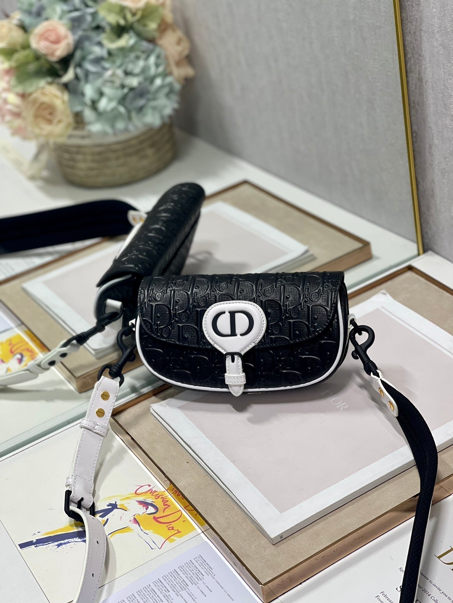 BOAmeliaY EAST-WEST 21 BAG IN BLACK LAMBSKIN