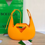 SHOULDER BAG 27 IN ORANGE PEEL RUAmeliaER AND NYLON FABRIC Amelia Amelia