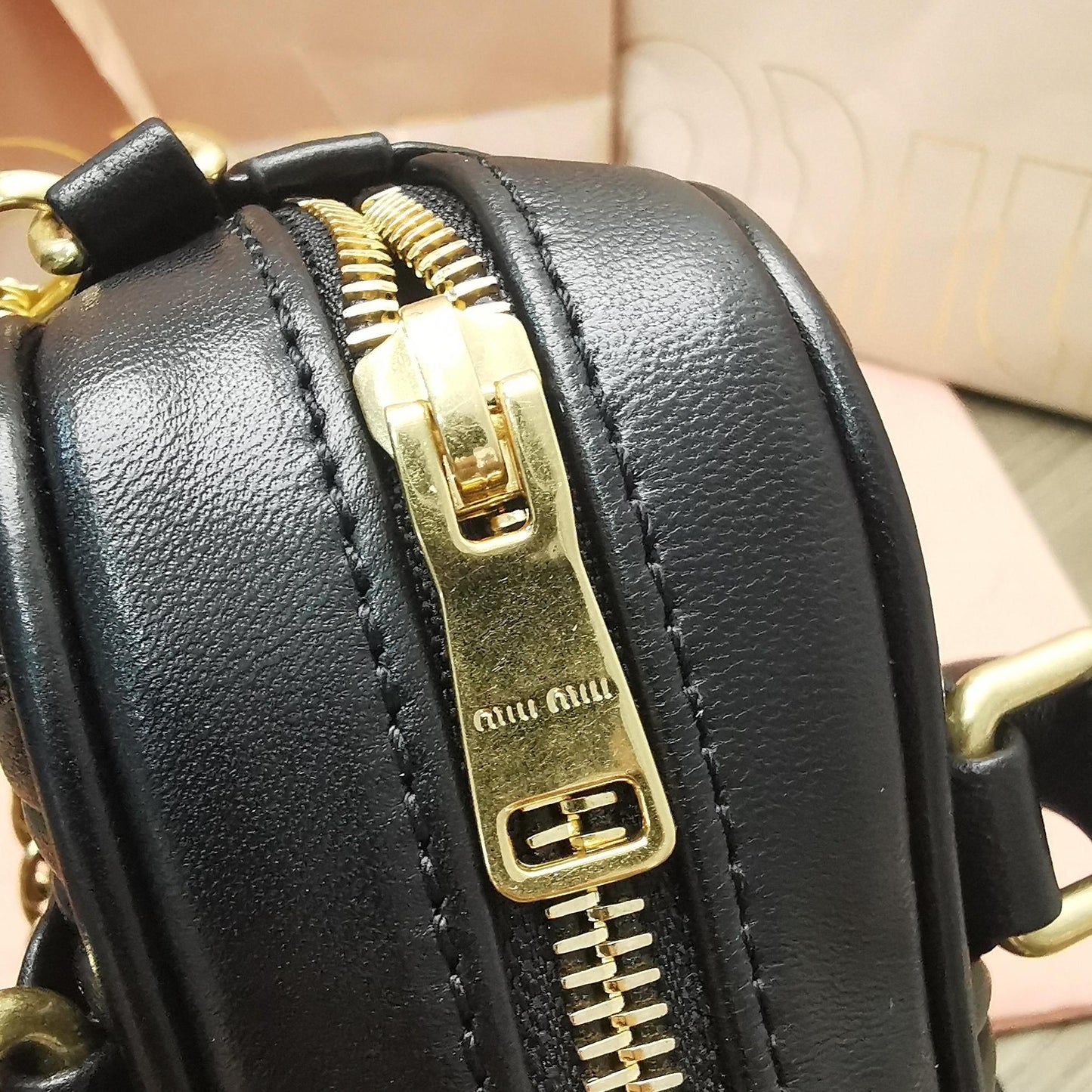 TOO PRETTY 17 HANDBAG BLACK LAMBSKIN Amelia