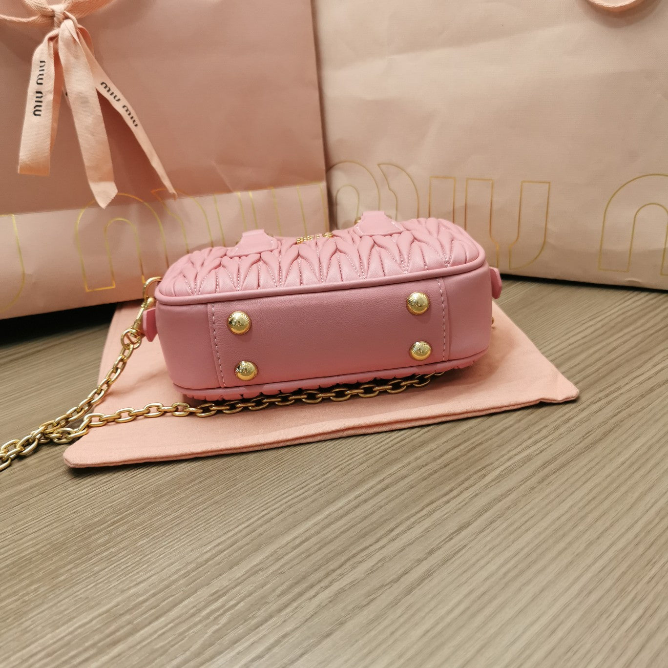 TOO PRETTY 17 HANDBAG IN HOT PINK LAMBSKIN Amelia