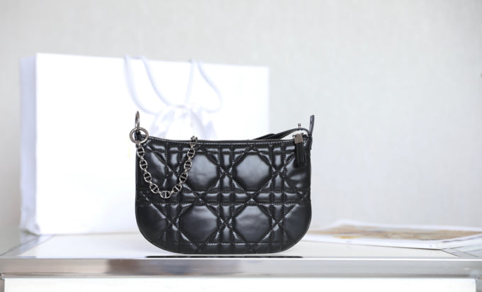MINI CARO BAG 25 IN BLACK LAMBSKIN Amelia