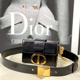 MONTAIGNE 19 HANDBAG IN BLACK CALFSKIN Amelia