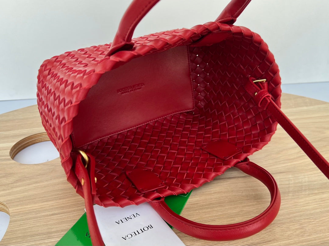 MINI CABAT 20 IN RED LAMBSKIN Amelia Amelia