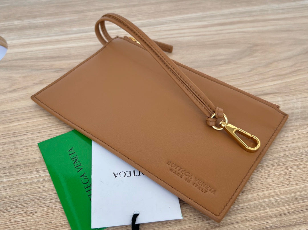 MINI CABAT 20 IN BRONZE BROWN LAMBSKIN Amelia