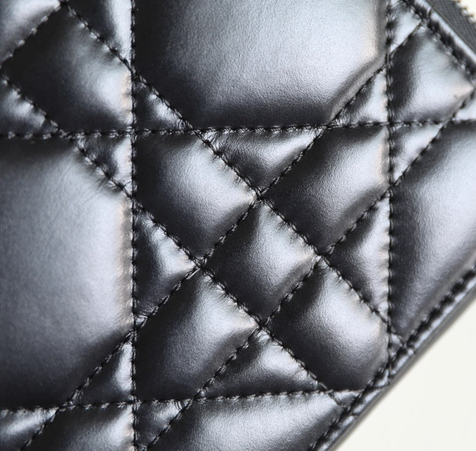 CARO BOX BAG 19 IN BLACK CALFSKIN Amelia