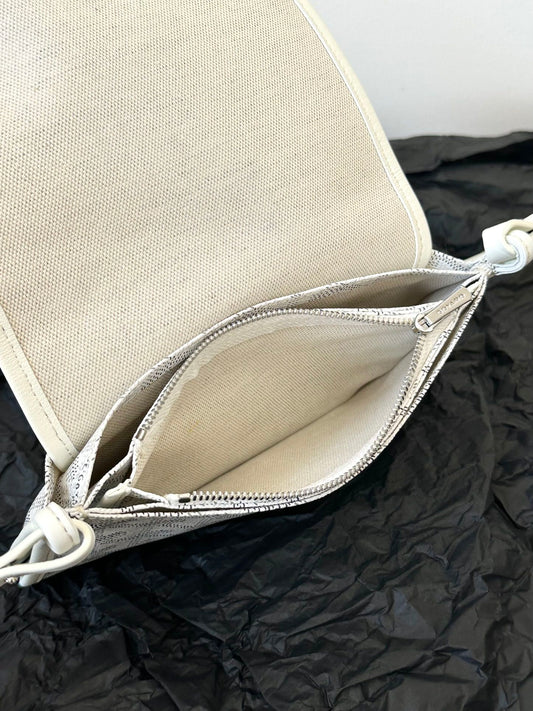 PLUMET POCKET WALLET 20 IN WHITE GOYARDINE CANVAS AND LAMBSKIN TRIM Amelia Bags