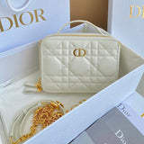 CARO 18 CAMERA BAG IN WHITE CALFSKIN Amelia
