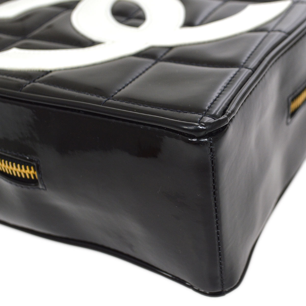 CHANEL 1995 Heart Vanity Handbag Black Patent Leather 54424