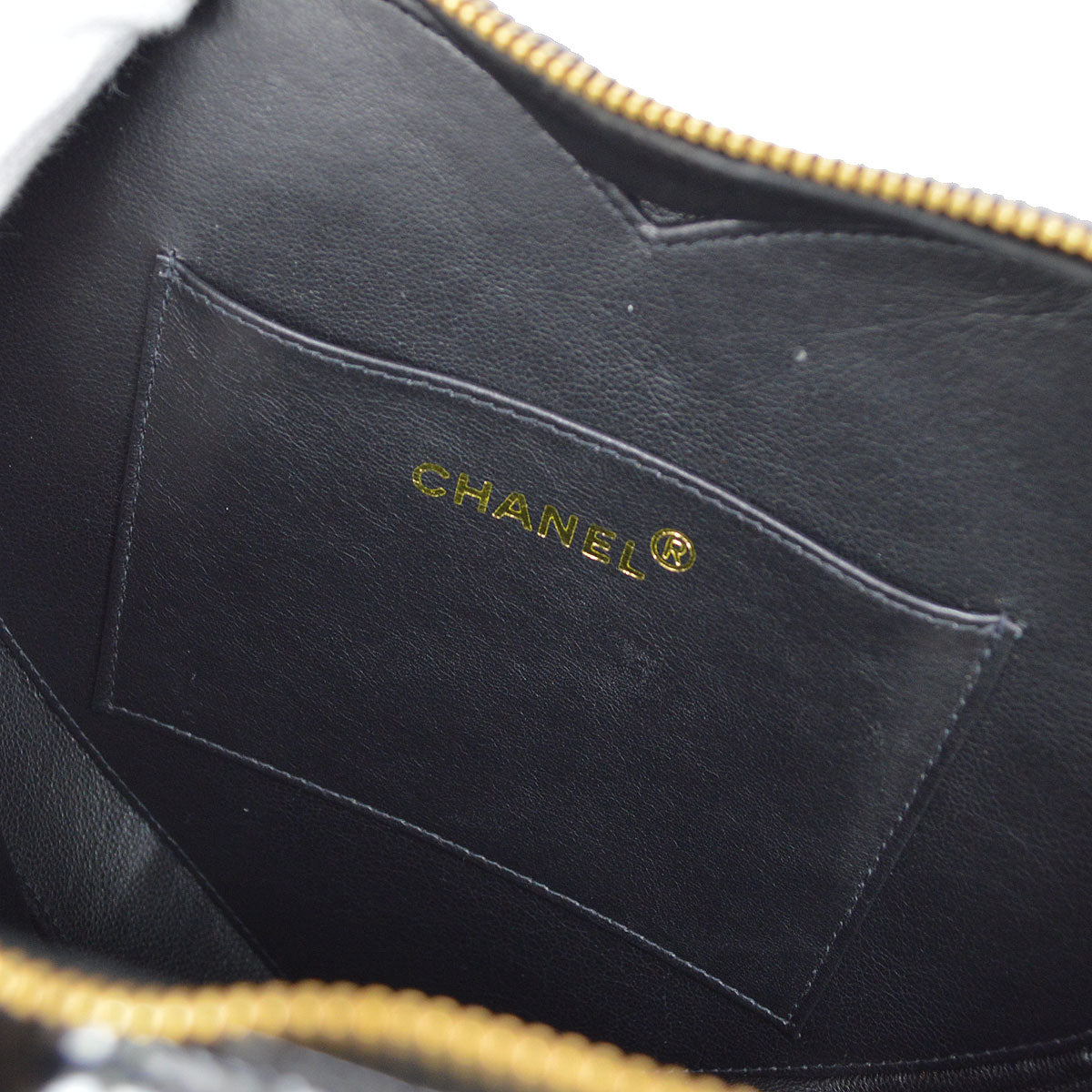 CHANEL 1995 Heart Vanity Handbag Black Patent Leather 54424