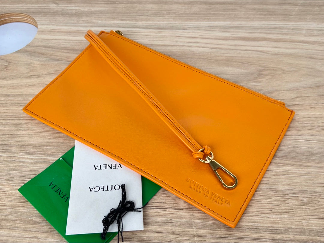 ARCO TOTE 36 IN CHENIN YELLOW CALFSKIN Amelia Amelia