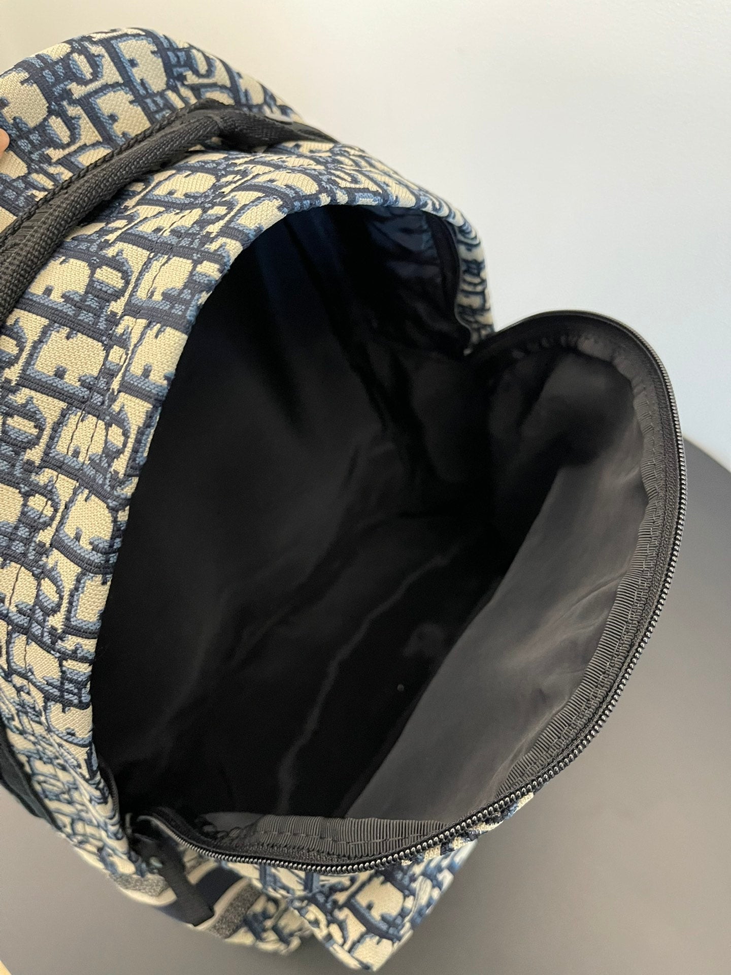 TRAVEL BACKPACK 41 IN OBLIQUE JACQUARD Amelia