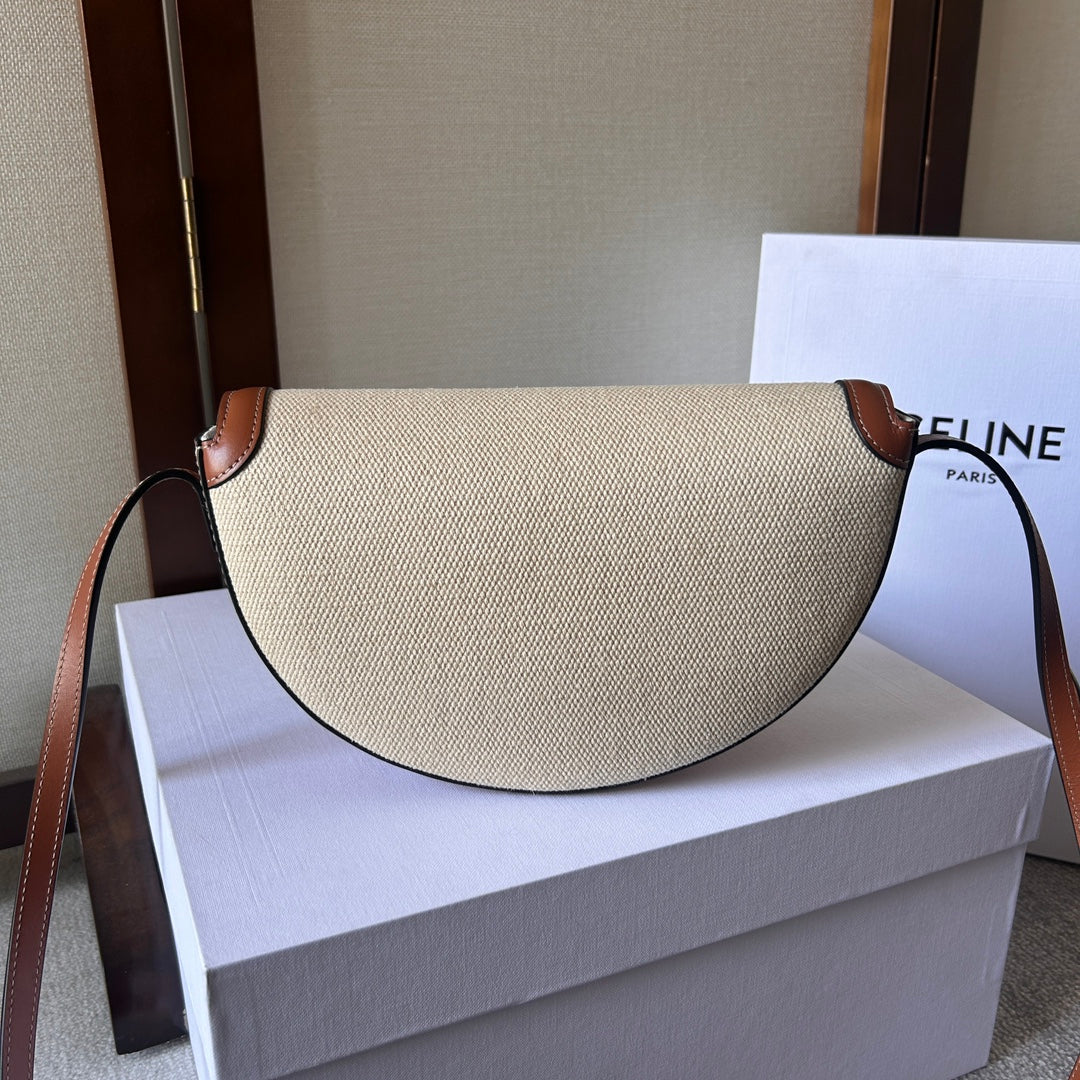 BESACE 23 IN WHITE CANVAS AND BROWN CALFSKIN Amelia Amelia