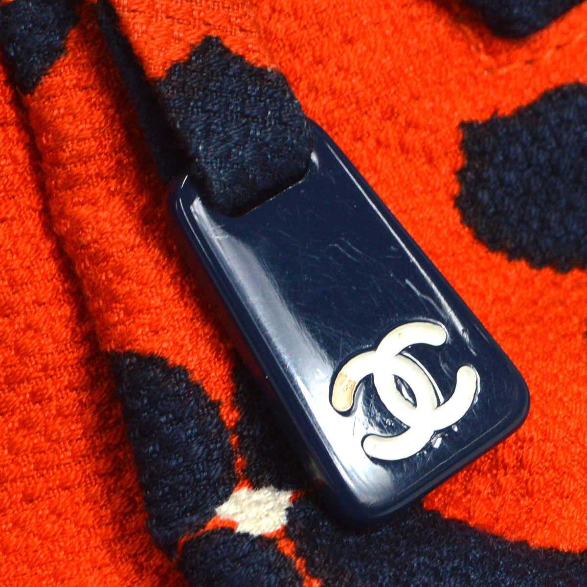 CHANEL 2001-2003 Handbag Red 25897