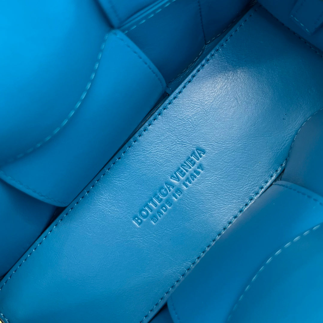 CANDY ARCO TOTE 20 IN CERULEAN BLUE SOFT LAMBSKIN Amelia Amelia