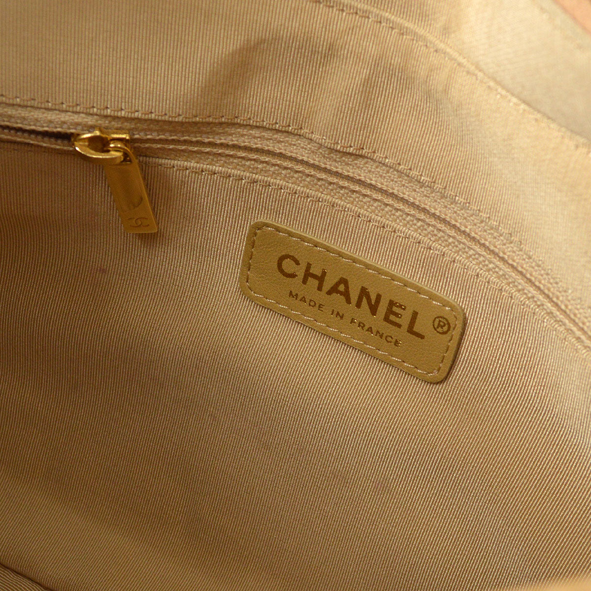 CHANEL 2004-2005 Hobo Bag Camel Caviar 27237
