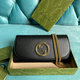 BLONDIE SHOULDER BAG 21 IN BLACK CALFSKIN GOLD HARDWARE Amelia