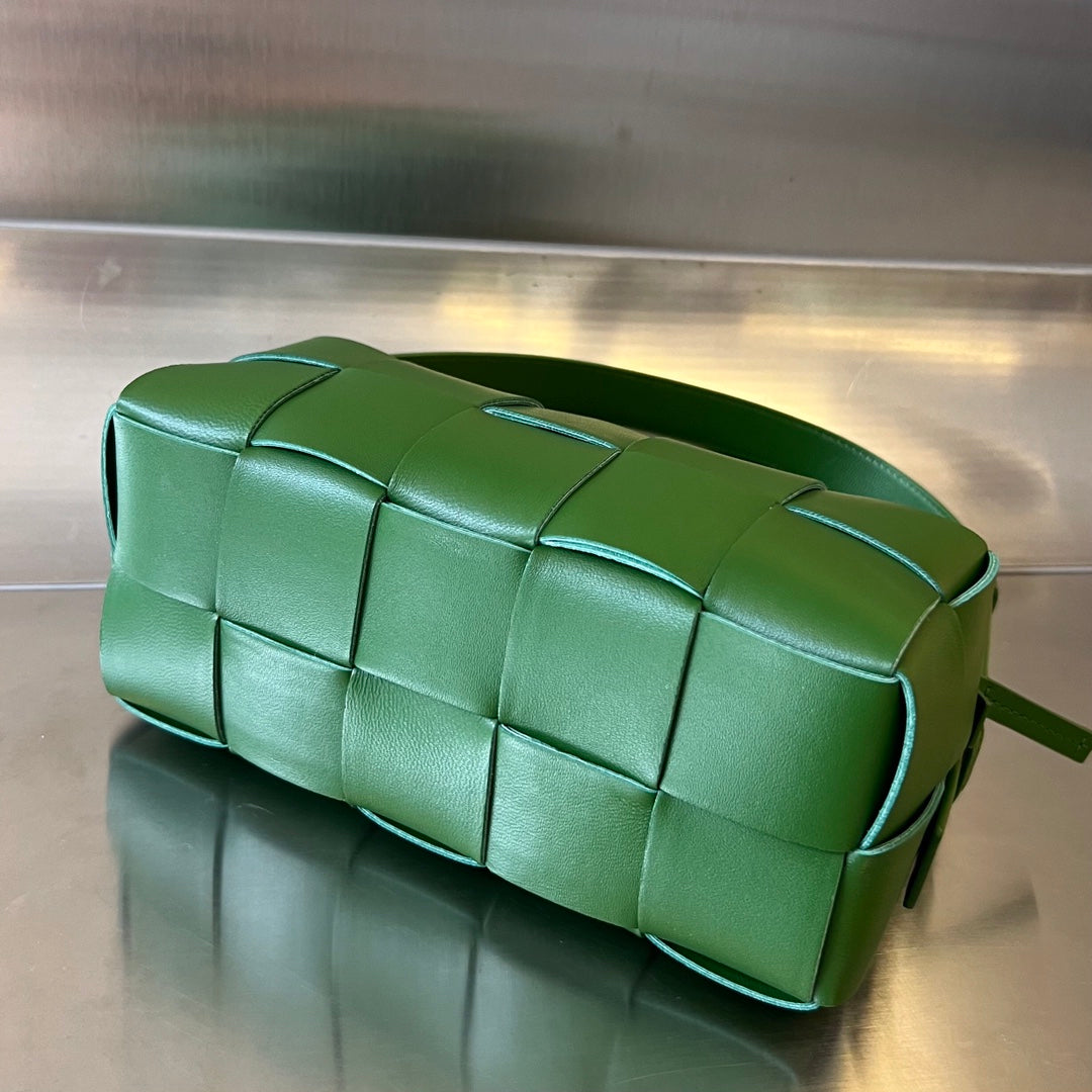 BRICK CASSETTE 28 IN DARK GREEN CALFSKIN Amelia