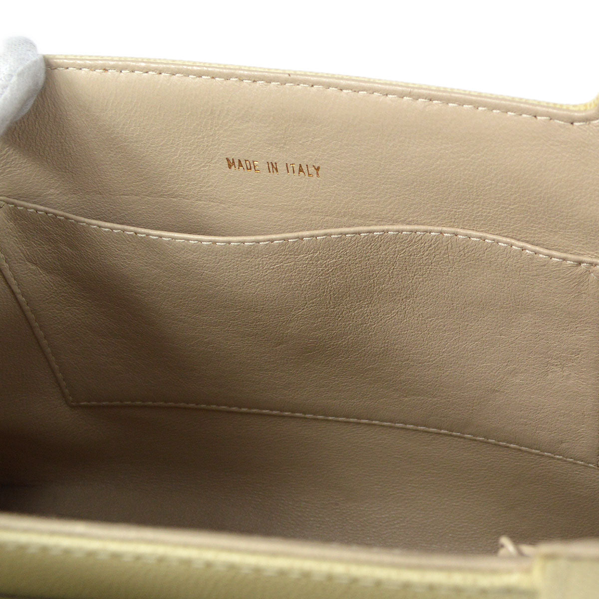 CHANEL 1998 Handbag Ivory Caviar 48716