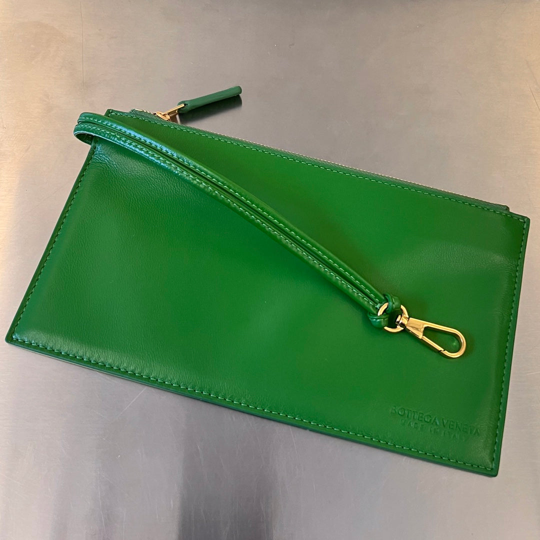MEDIUM 28 CASSETTE NEON GREEN LAMBSKIN Amelia Amelia