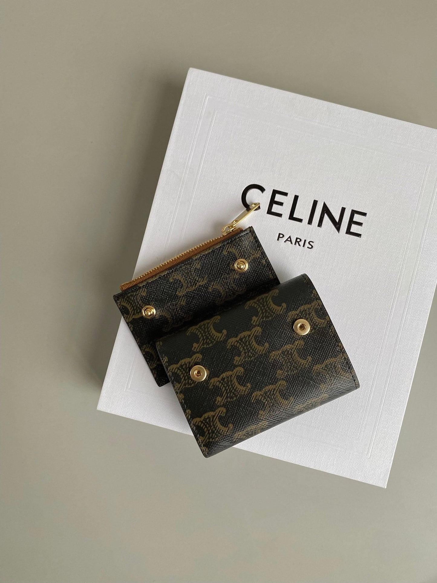 TRIPHOME 9 WALLET TWO-IN-ONE OLD FLOWER BROWN CALFSKIN Amelia